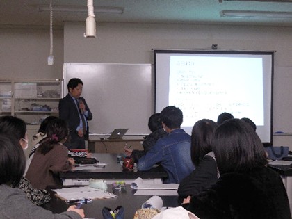 村上先生講演の様子