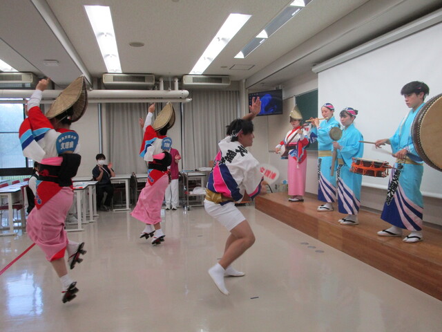 阿波踊り