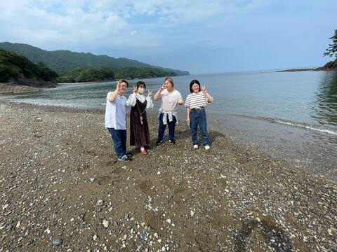 モラスコむぎの海岸で