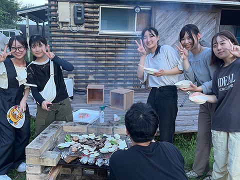 お肉がいっぱい、野菜やしいたけがいっぱい