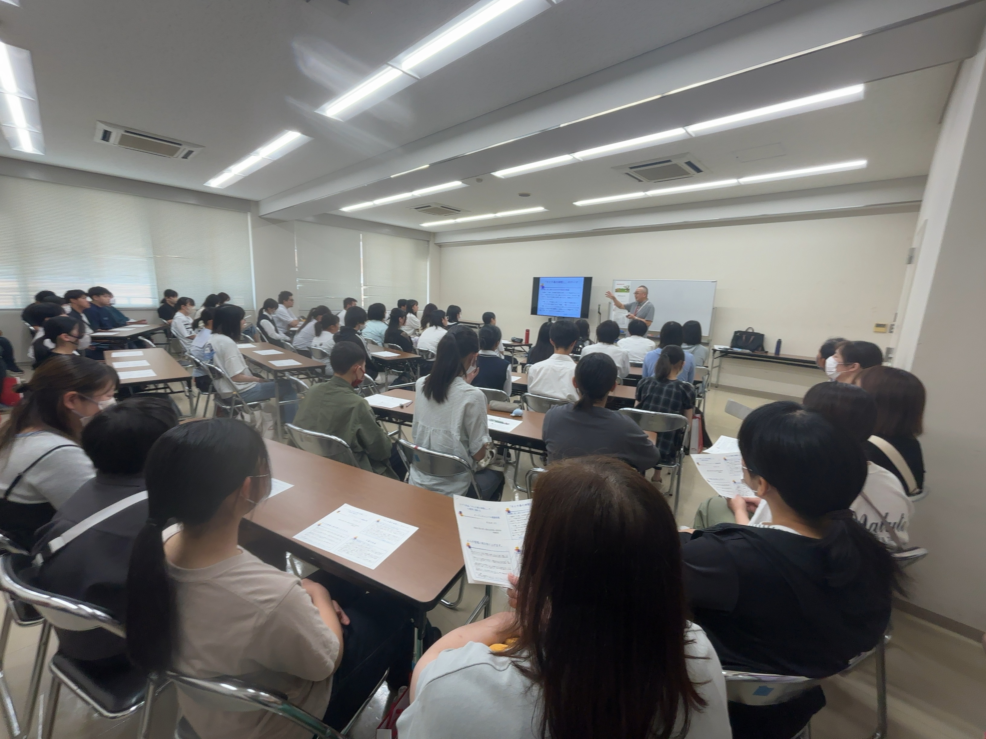 大人数　伊藤先生