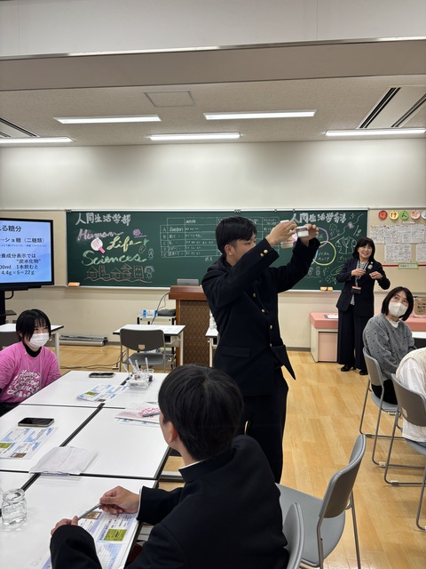 8_発表の様子 (2) 8_発表の様子 (2)