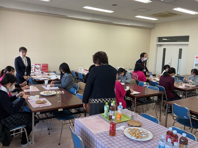 午後の歓談