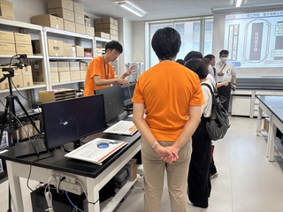 体験コーナー／技術紹介