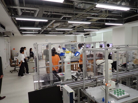 ロボット ロボット