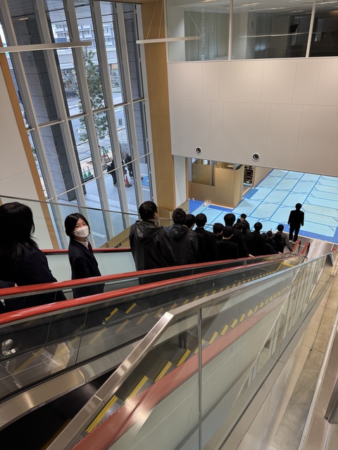 えれべーた