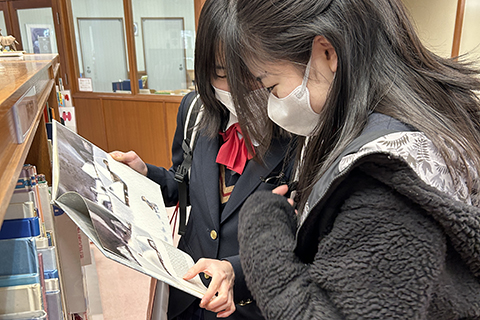 図書館見学
