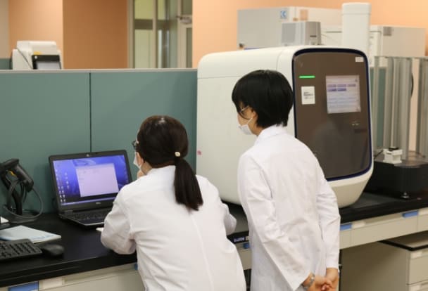 リアルタイムPCRシステム QuantStudio™ 7 Flex Real-Time PCR System(Thermo Fisher Scientific社）
